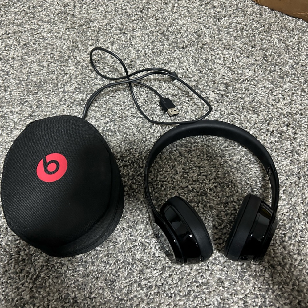 Beats Solo3 Wireless Headphones